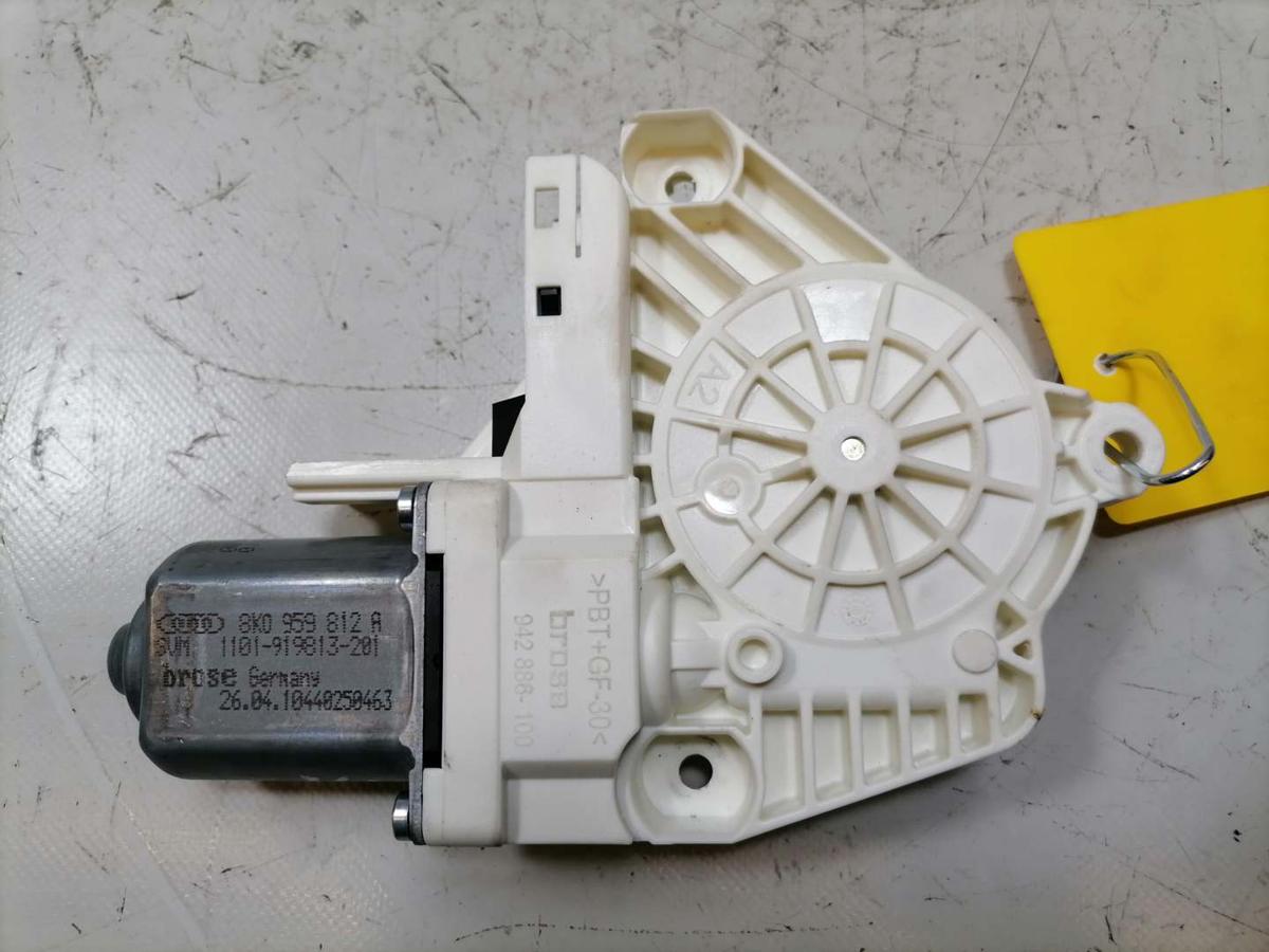 Audi A4 8K B8 original Fensterhebermotor hinten rechts Bj.2010